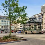 Awesome Apartment In Oostende With Kitchen