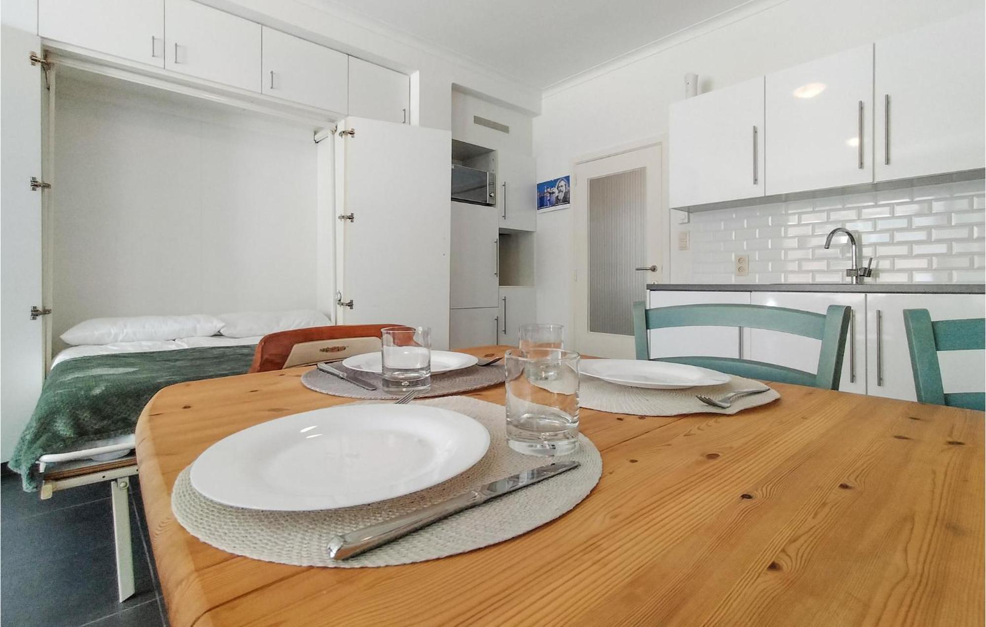 Awesome In With Kitchen Oostende